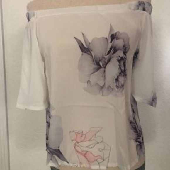 Off The Shoulder Bold Flower Print Strapless Top - Picture 5 of 6